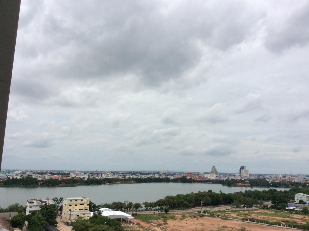 Himawari At Condominium Khon Kaen Værelse billede